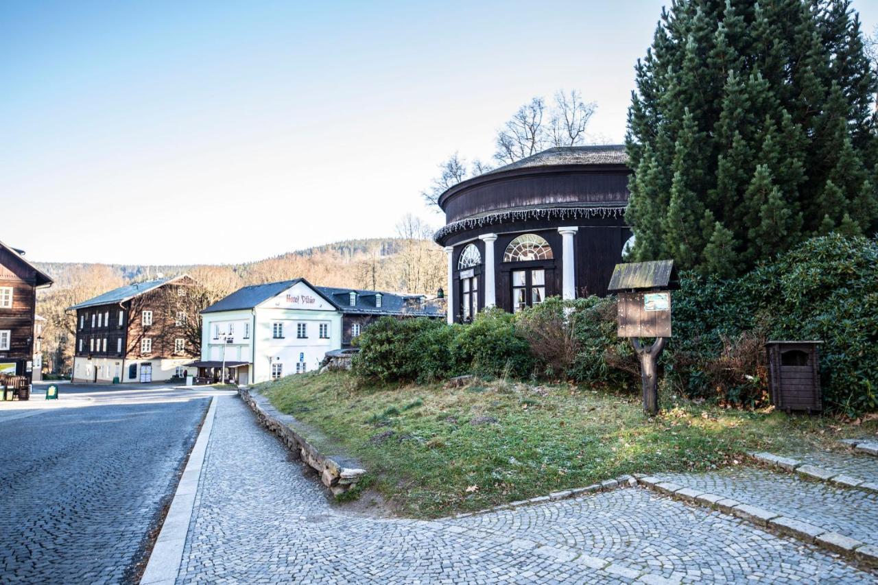 Hotel Dzban Karlova Studánka Екстериор снимка